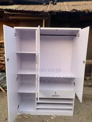 4ft by 6ft Wardrobe White Color