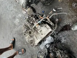 Gearbox Toyota Camry 13pin 2010