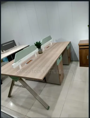 Quality Office Workstation by 4 People