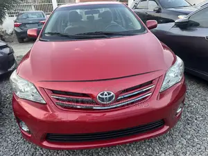 Toyota Corolla 2013 Red