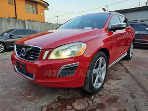 Volvo XC60 T6 R-Design Platinum AWD 2012 Red