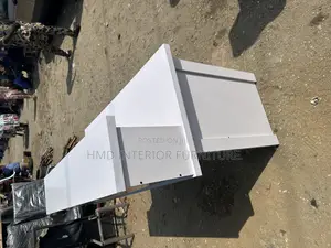 Receptionist Table