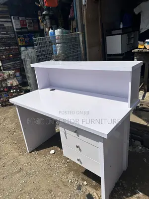 Receptionist Table