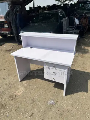 Receptionist Table