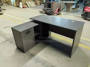 1.4 Meter by 0.6 Meter Executive Office Table With Extension