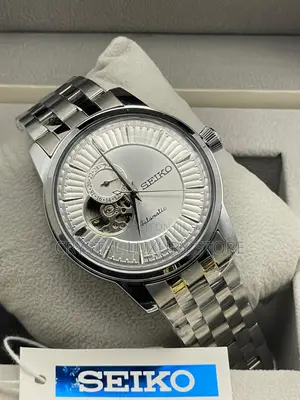 Seiko Quality Luxury Men Automatic Engine Wristwatch