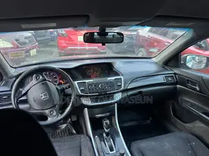 Honda Accord EX 4dr Sedan FWD (2.4L 4cyl 2A) 2013 Gray