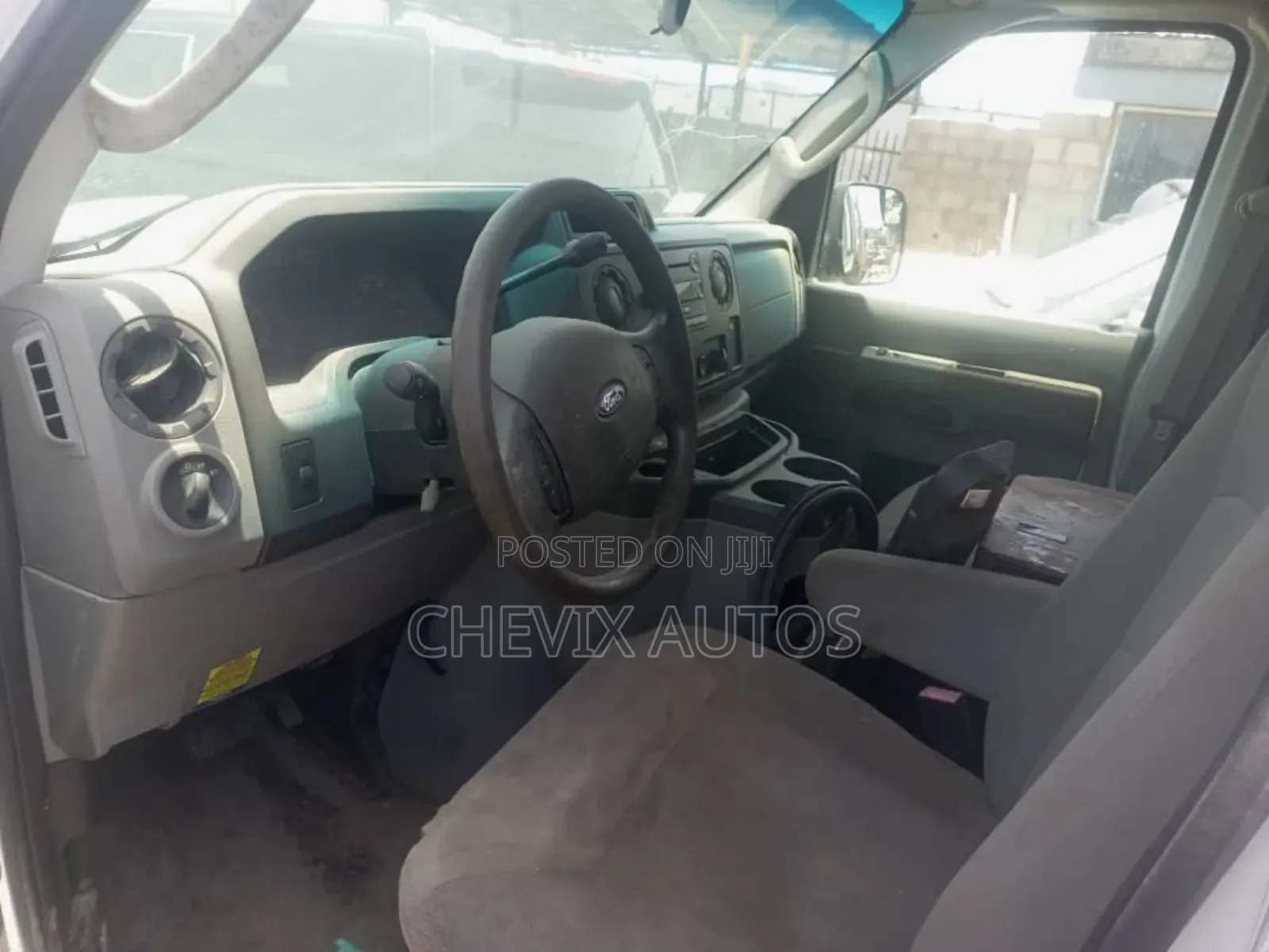 Ford E250 2011 White