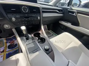 Lexus RX 2022 White