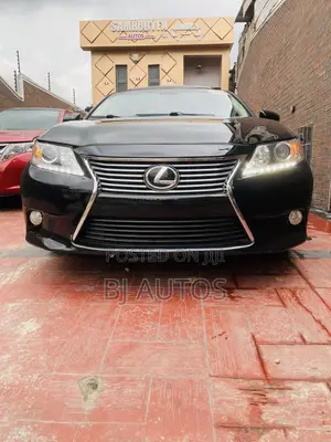 Lexus ES 2013 Black