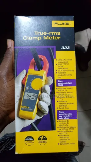 Fluke 323 Clampmeter