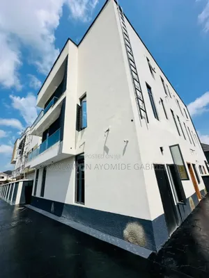 5bdrm Duplex in Omole Phase 1 for sale