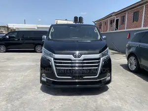 Toyota Granvia 2022 Black