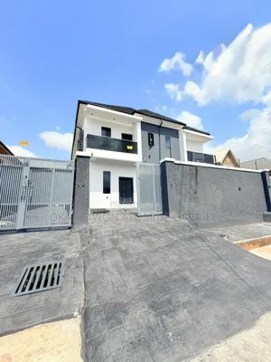 4bdrm Duplex in GRA Phase 1 for sale