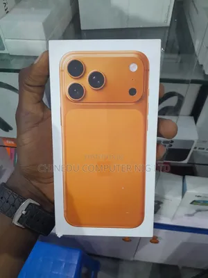 New Apple iPhone 17 Pro Max 256 GB Orange