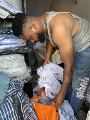 J90’S Dry Cleaning Service