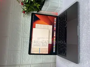 Laptop Apple MacBook Pro 2020 16GB Intel Core i5 SSD 512GB