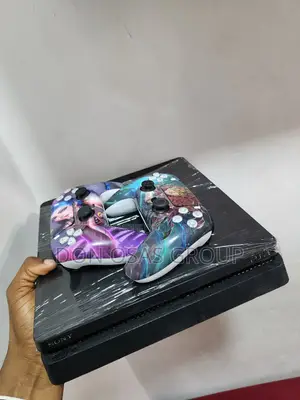 Hacked Ps4 Slim With Fifa 21 and Other Games With 2 Working Pads!