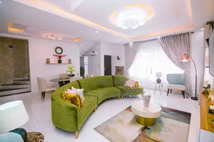 6unit of Our Lovely 3 Bedroom Terrace With Pool