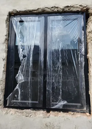 Luxury Black Aluminium Casement Windows With Burglary Proof Net
