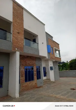 4bdrm Duplex in Fo1, Kubwa for rent