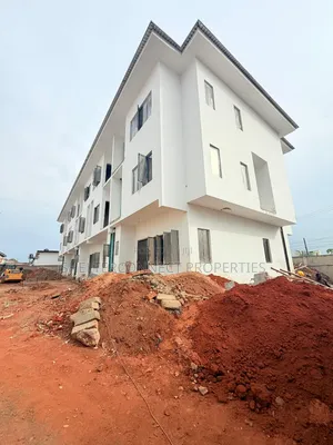 4bdrm Duplex in Opebi for sale