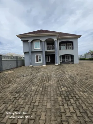 4bdrm Duplex in Jikwoyi Phase 2 By for sale
