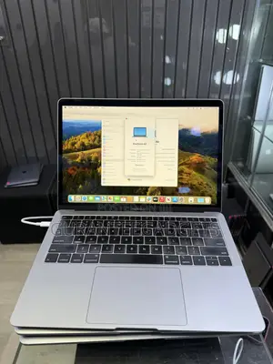 Laptop Apple MacBook Air 2018 8GB Intel Core i5 SSD 256GB