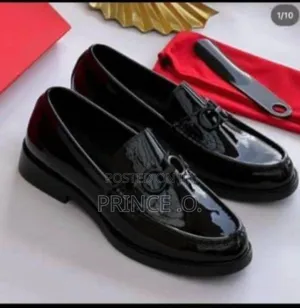 Ferragamo Leather/Suede Shoes