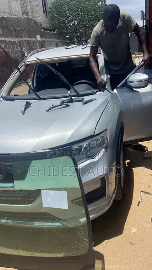Front Windscreen Nissan Rogue 2015 Available Now