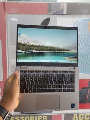 Laptop Dell Latitude 5340 16GB Intel Core i7 SSD 512GB