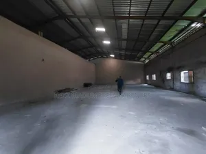 To Let /Lease : 500 SQMTRS Warehouse in Port Harcourt
