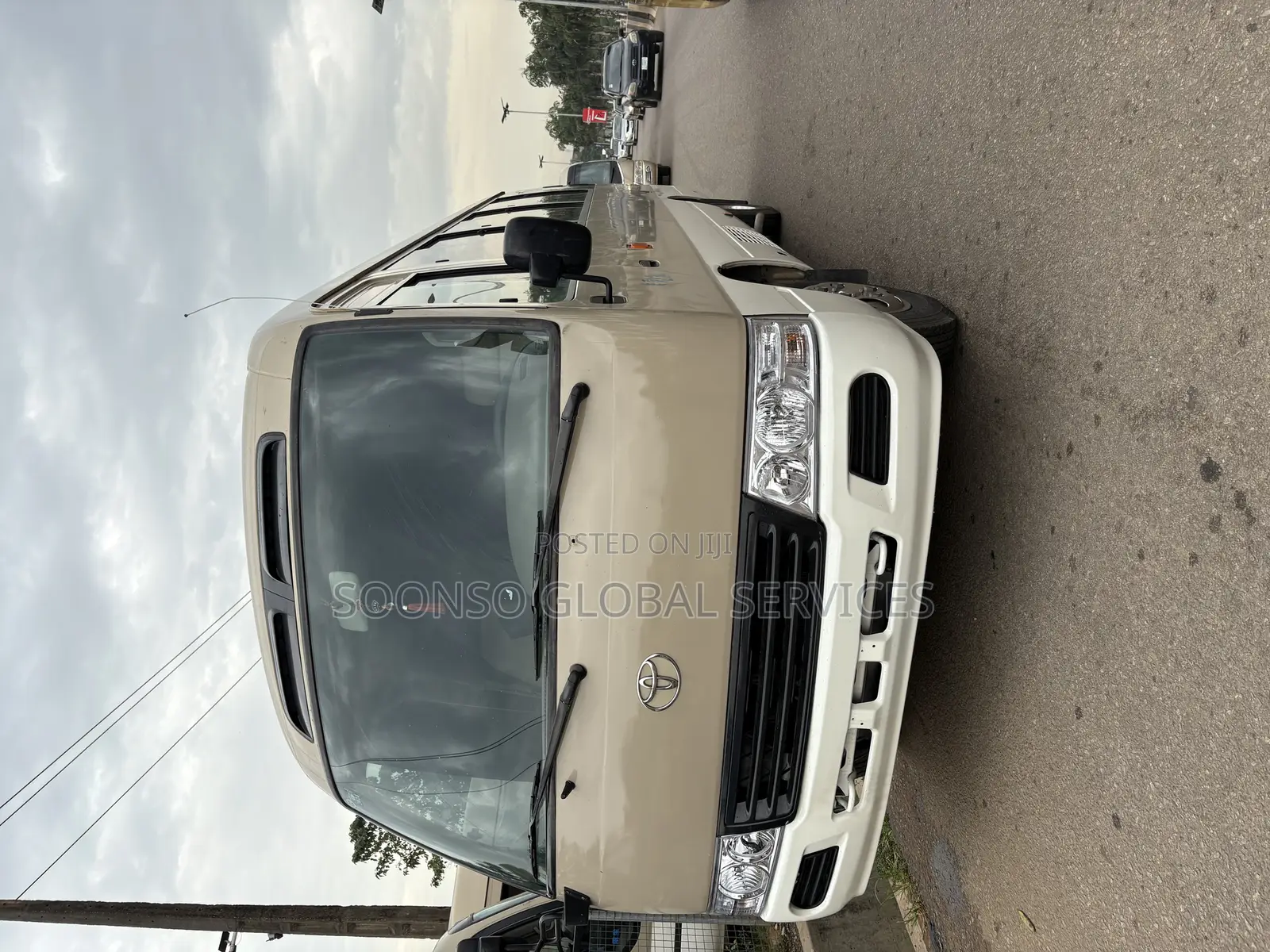 Toyota Coaster 2017 Beige