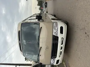 Toyota Coaster 2017 Beige