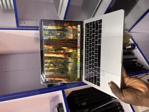 Laptop Apple MacBook Pro 2019 16GB Intel Core i7 SSD 512GB