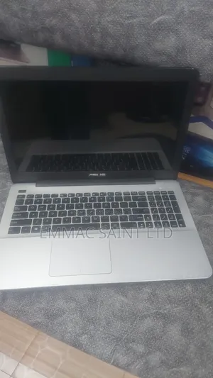 Laptop Asus X555LA 4GB Intel Core i5 HDD 500GB