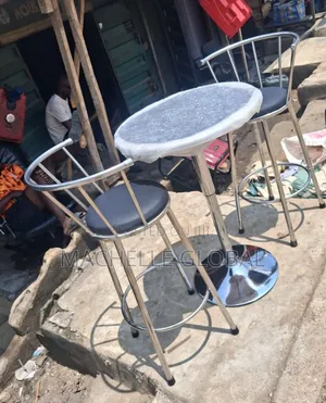 Quality Adjustable High Table and Chair