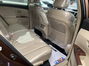Toyota Venza 2012 Brown