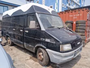Iveco Daily 1999 Black