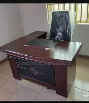 Quality Office Table, Star Face 1.4mtr