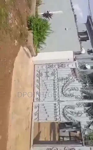 12bdrm Block of Flats in Not Estate, Ifo for sale