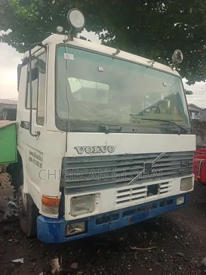 Volvo Fl7 Truck Cab and Chassis 6 Tyres Tokunbo (Foreign Used).