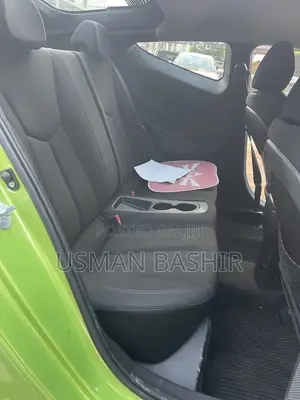Hyundai Veloster 2011 Green