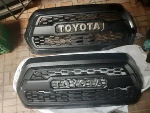 Front Grille Tacoma 2018