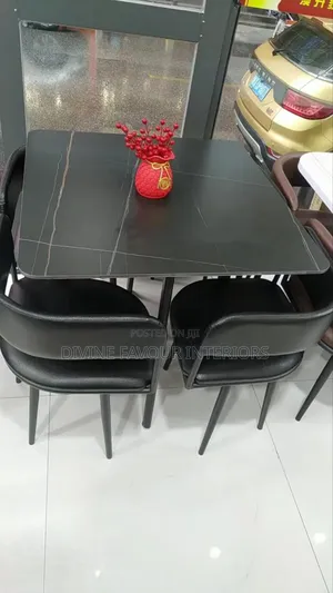 Square Dining Table With 4 Chairs