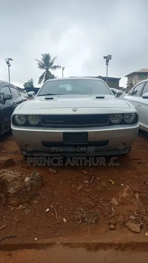 Dodge Challenger 2010 Silver