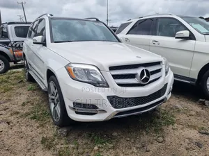 Mercedes-Benz GLK-Class 350 4MATIC 2014 White