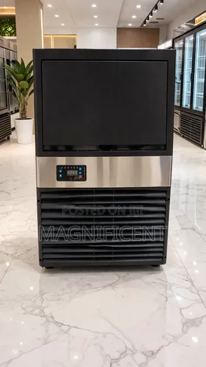 Commercial Ice Maker – Compact Space Saving