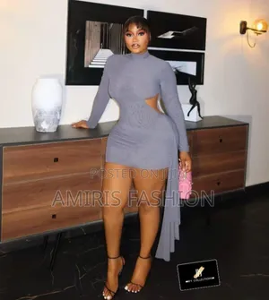 Quality Sexy Short Gown With Long Sleeve