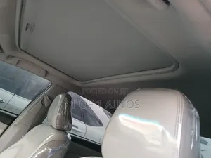 Toyota Camry XLE 4dr Sedan (2.5L 4cyl 6A) 2016 Gray